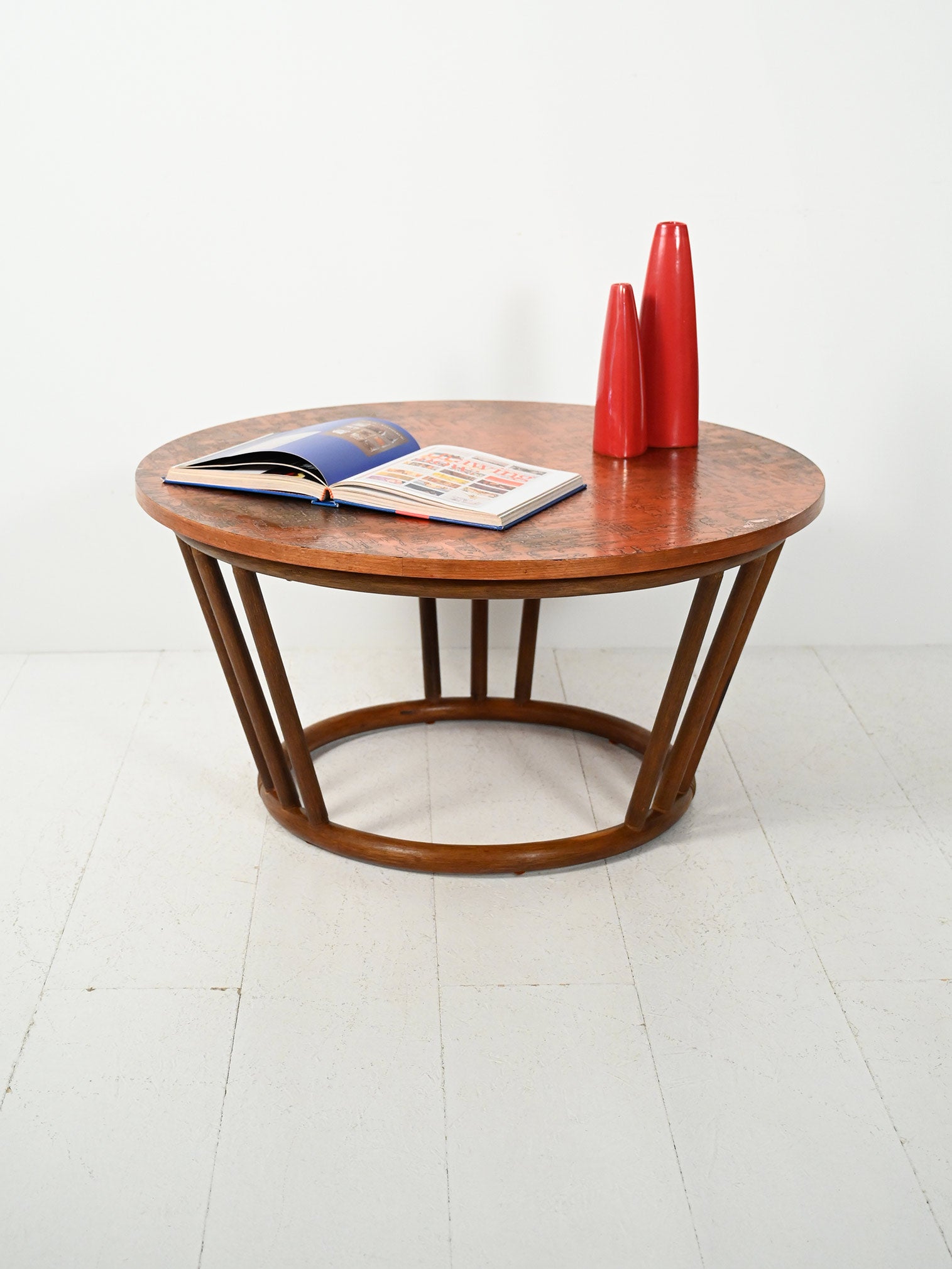 Coffee table rotondo in bambù e rame