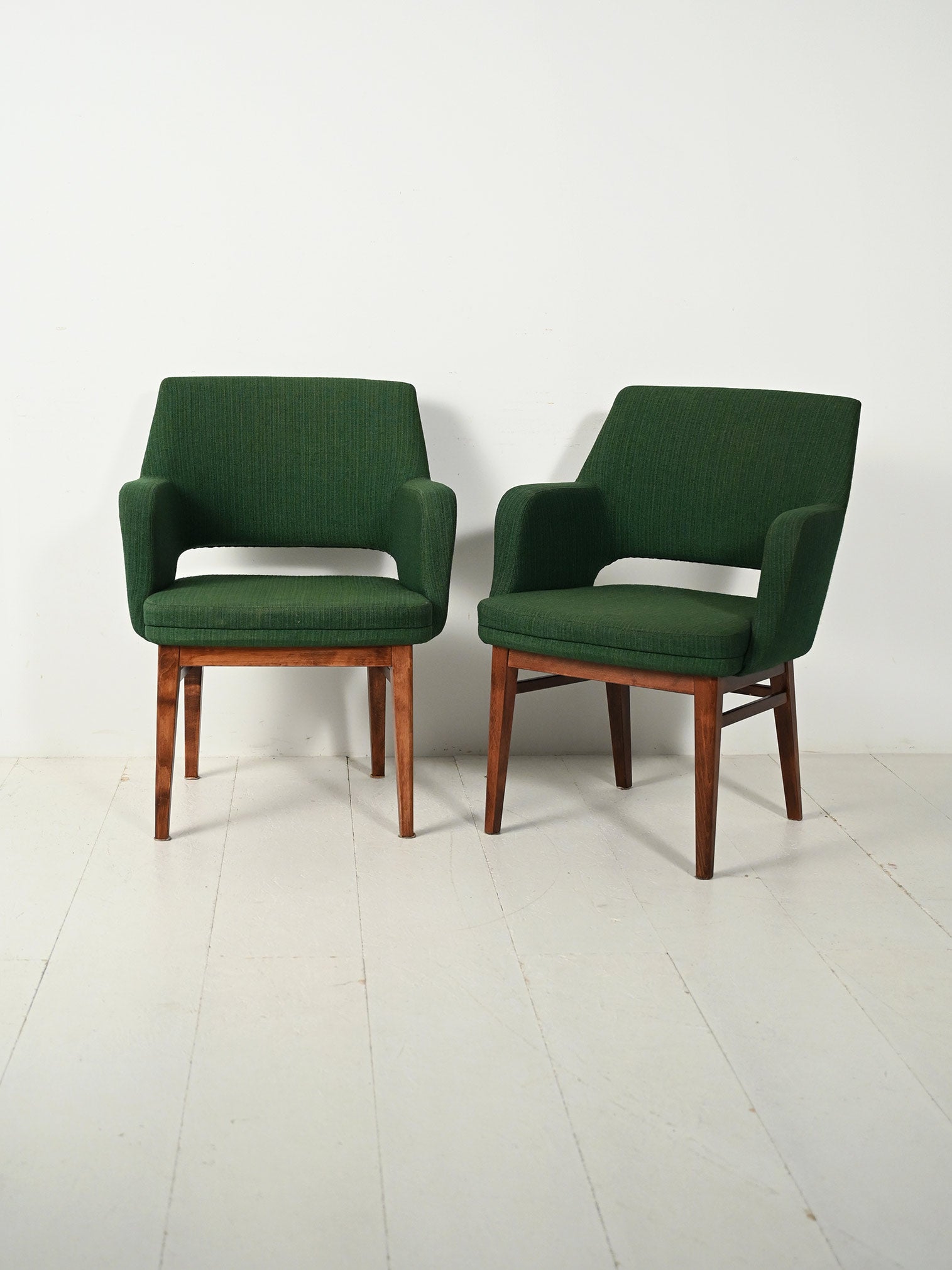 Coppia di poltroncine verdi Oslosund di Kinnarps anni ’50 1