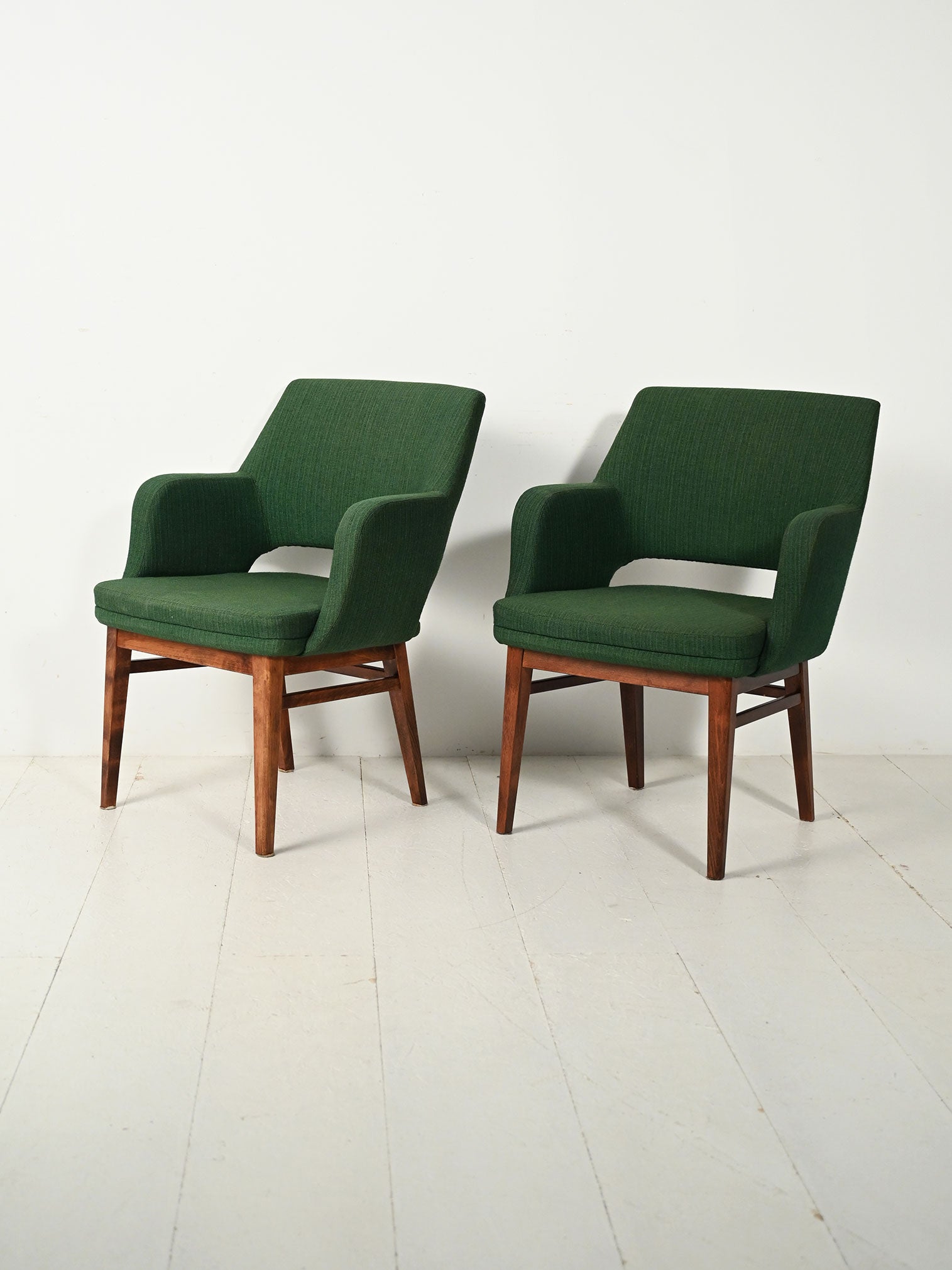 Coppia di poltroncine verdi Oslosund di Kinnarps anni ’50 2