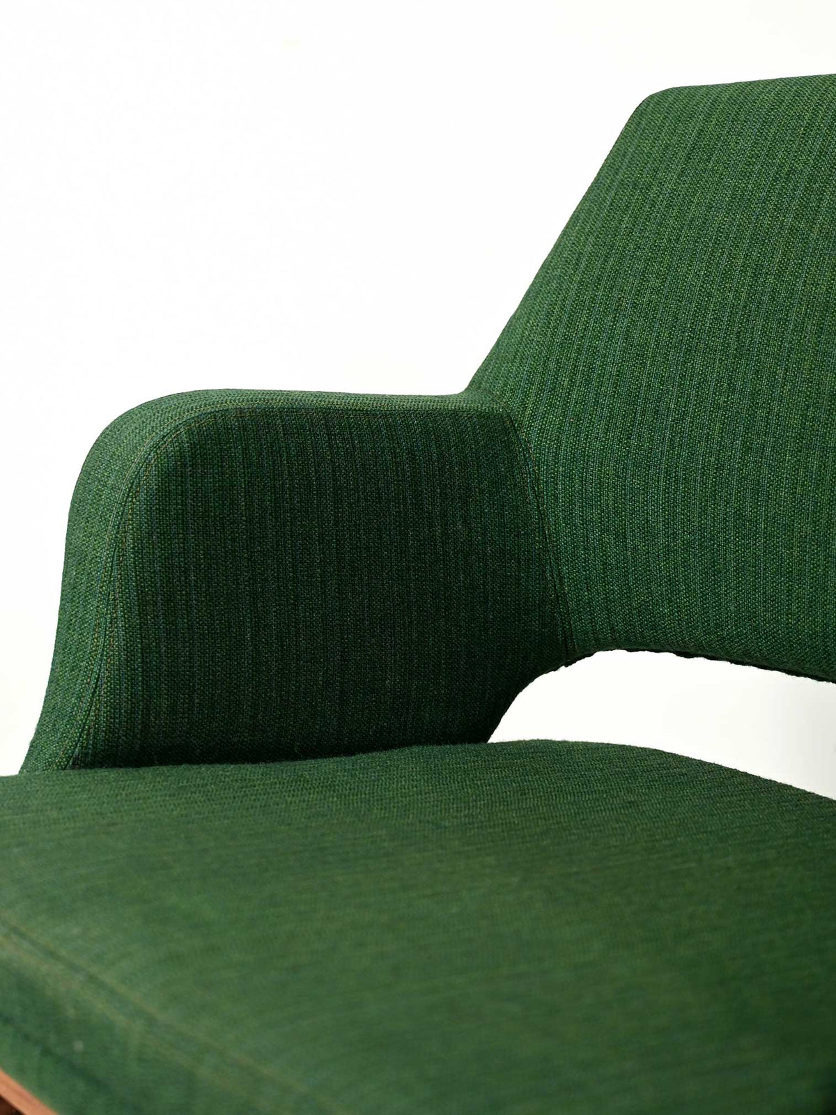 Coppia di poltroncine verdi Oslosund di Kinnarps anni ’50 5