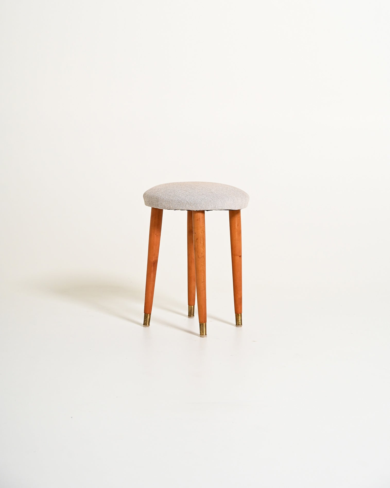 Sgabello imbottito in teak, anni '50