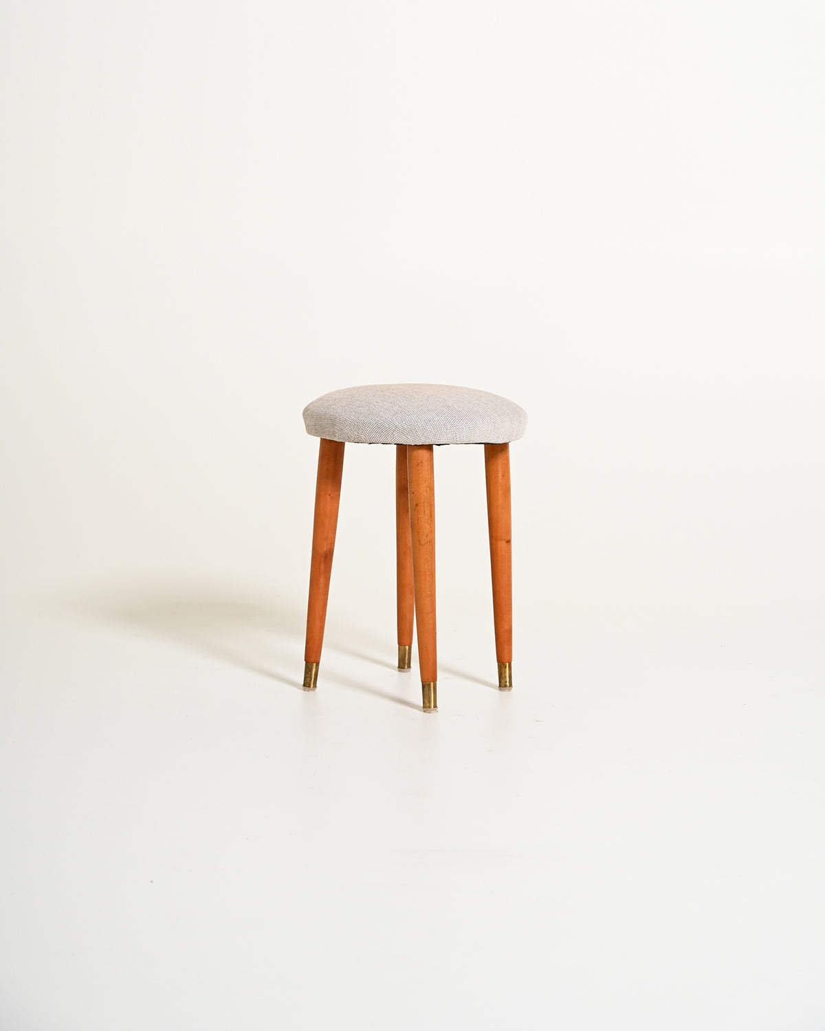 Sgabello imbottito in teak, anni '50