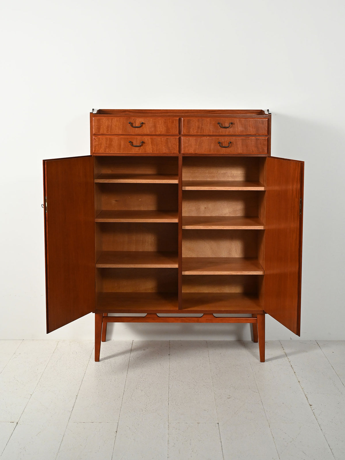 Cabinet scandinavo in mogano anni 50 2
