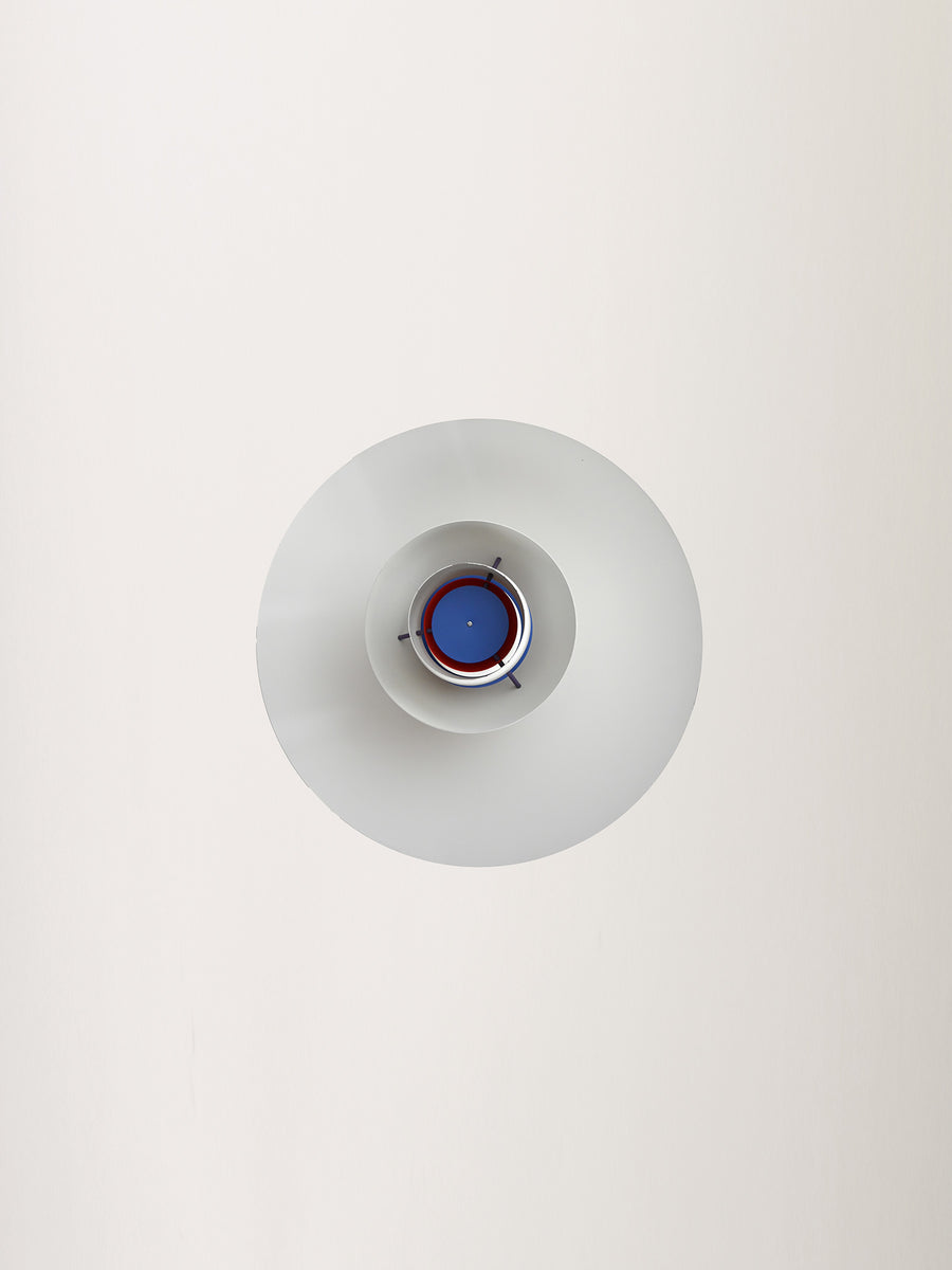 Lampada a sospensione “PH5” di Poul Henningsen per Louis Poulsen