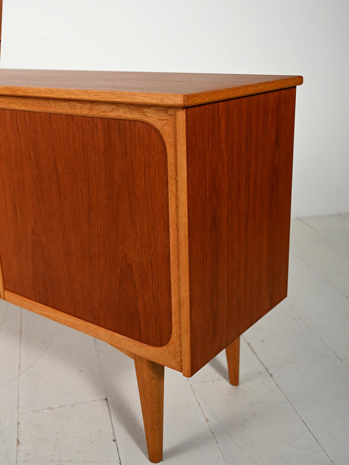 Sideboard scandinavo in teak e rovere 8
