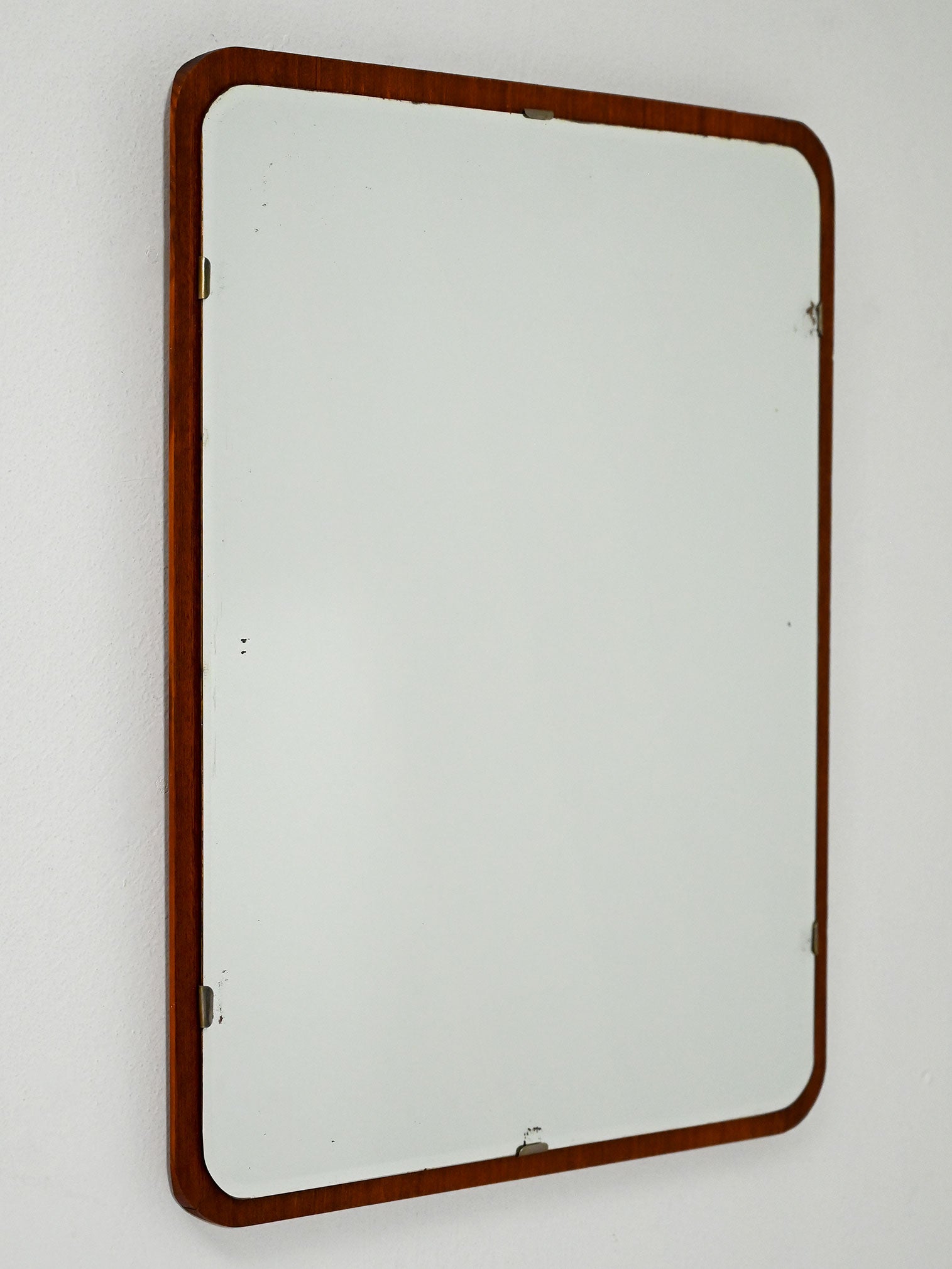 Specchio scandinavo con cornice in teak 1