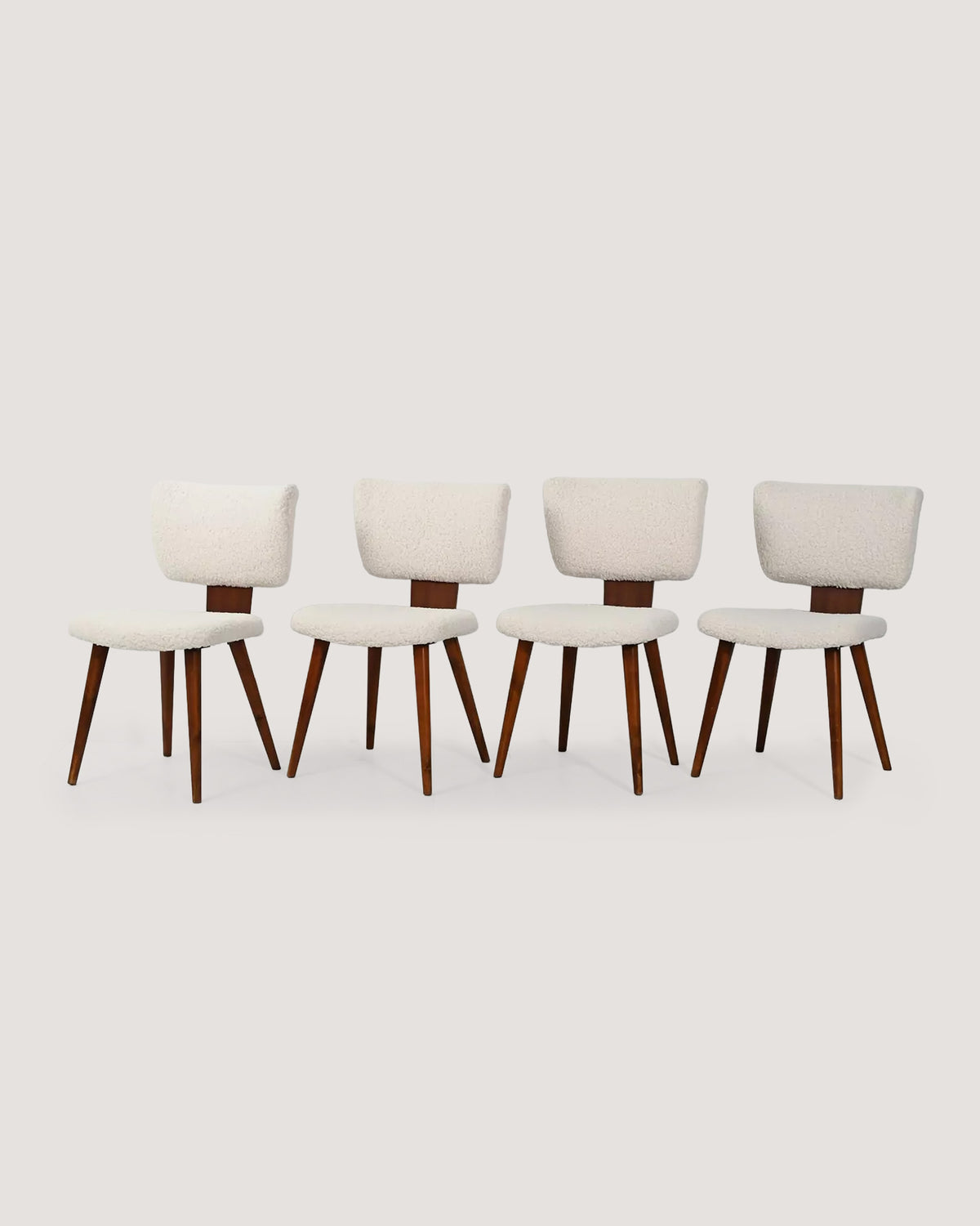 Set di quattro sedie scandinave in lana bouclé