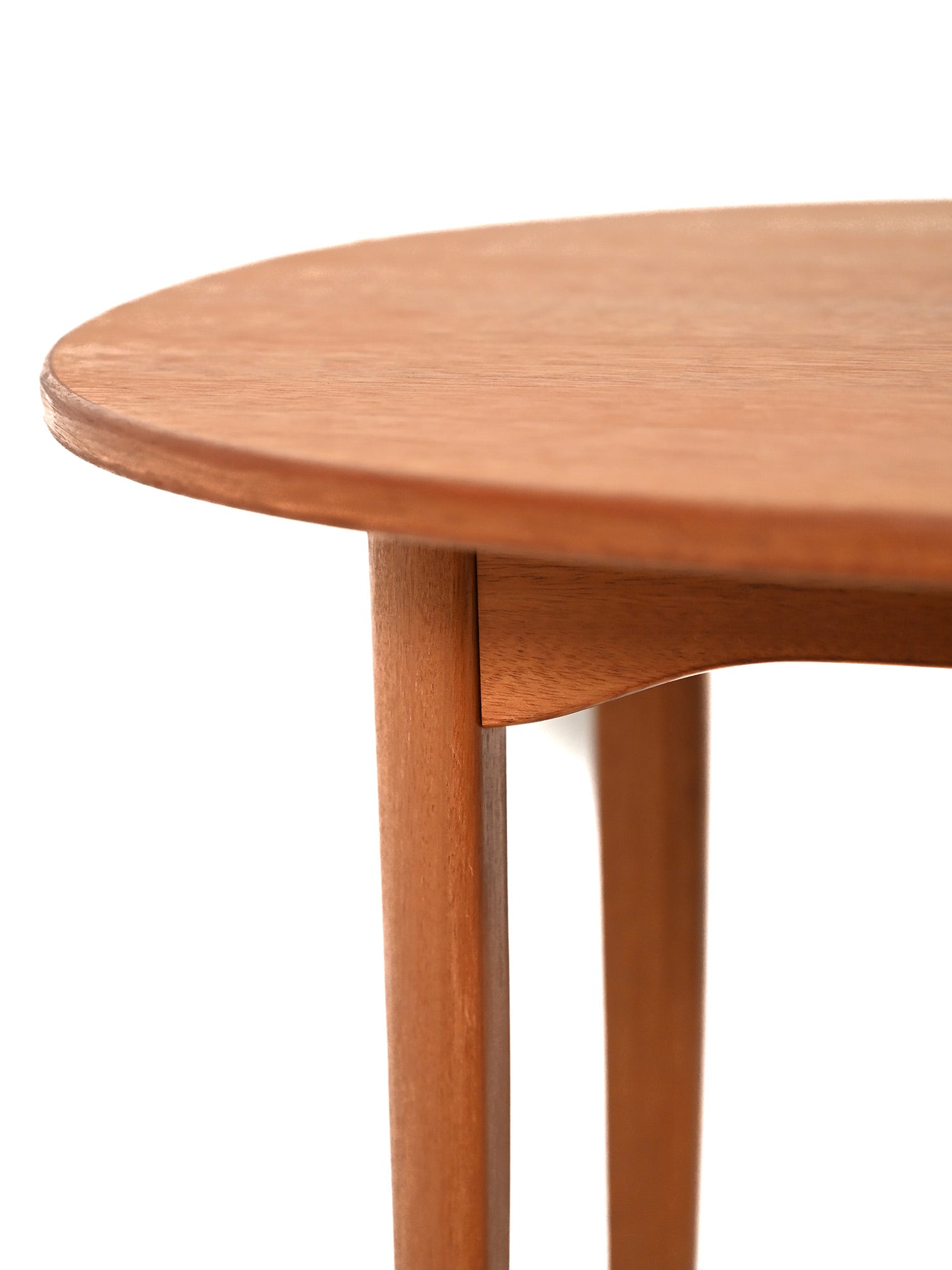 Coffee table “Ovalen” in teak di Carl Malmsten