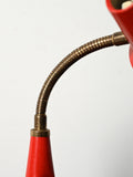 Lampada da tavolo rossa prodotta da Gemi rossa anni ’60 5