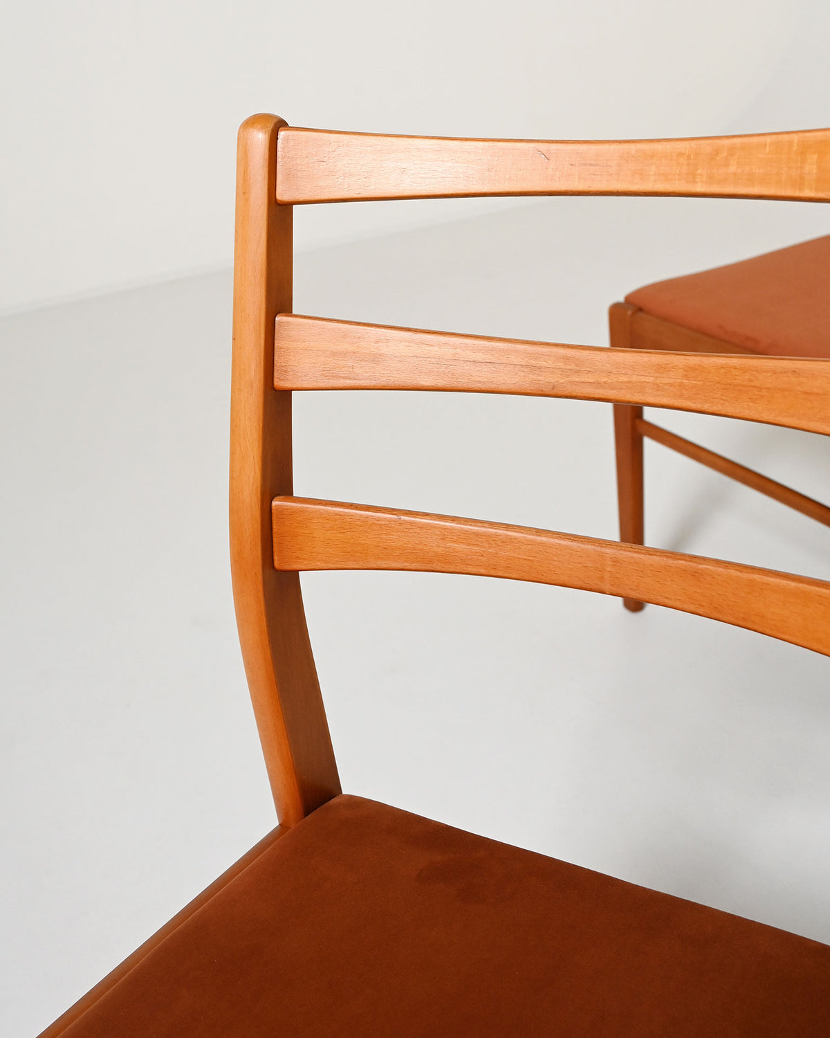 Set di 4 sedie da pranzo scandinave in teak