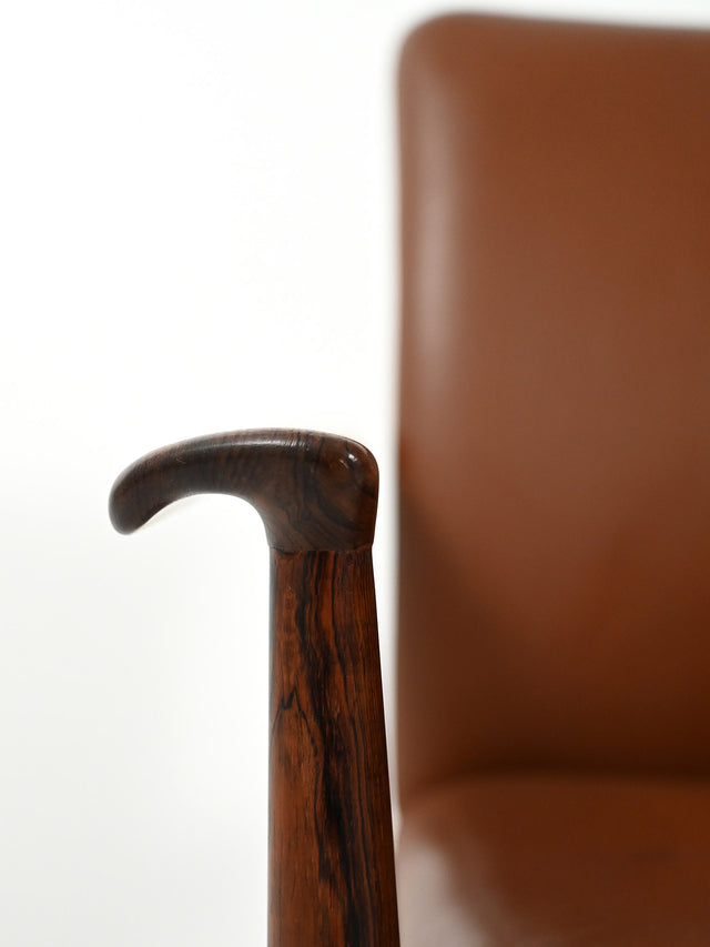 Coppia di poltrone “Diplomat” di Finn Juhl