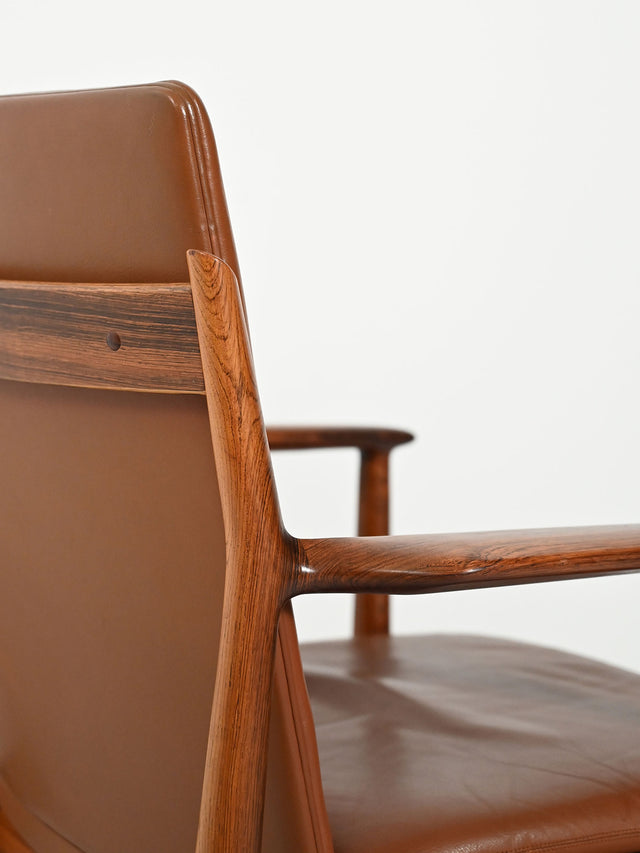 Coppia di poltrone "Ark" di Arne Vodder in pelle