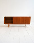 Sideboard modello “Korsör” scandinavo in teak anni ’60 1