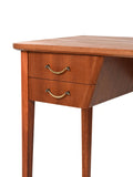 Scrivania scandinava in mogano con maniglie in ottone 4