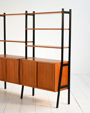 Libreria doppia scandinava in teak con montanti neri, anni ’60 6