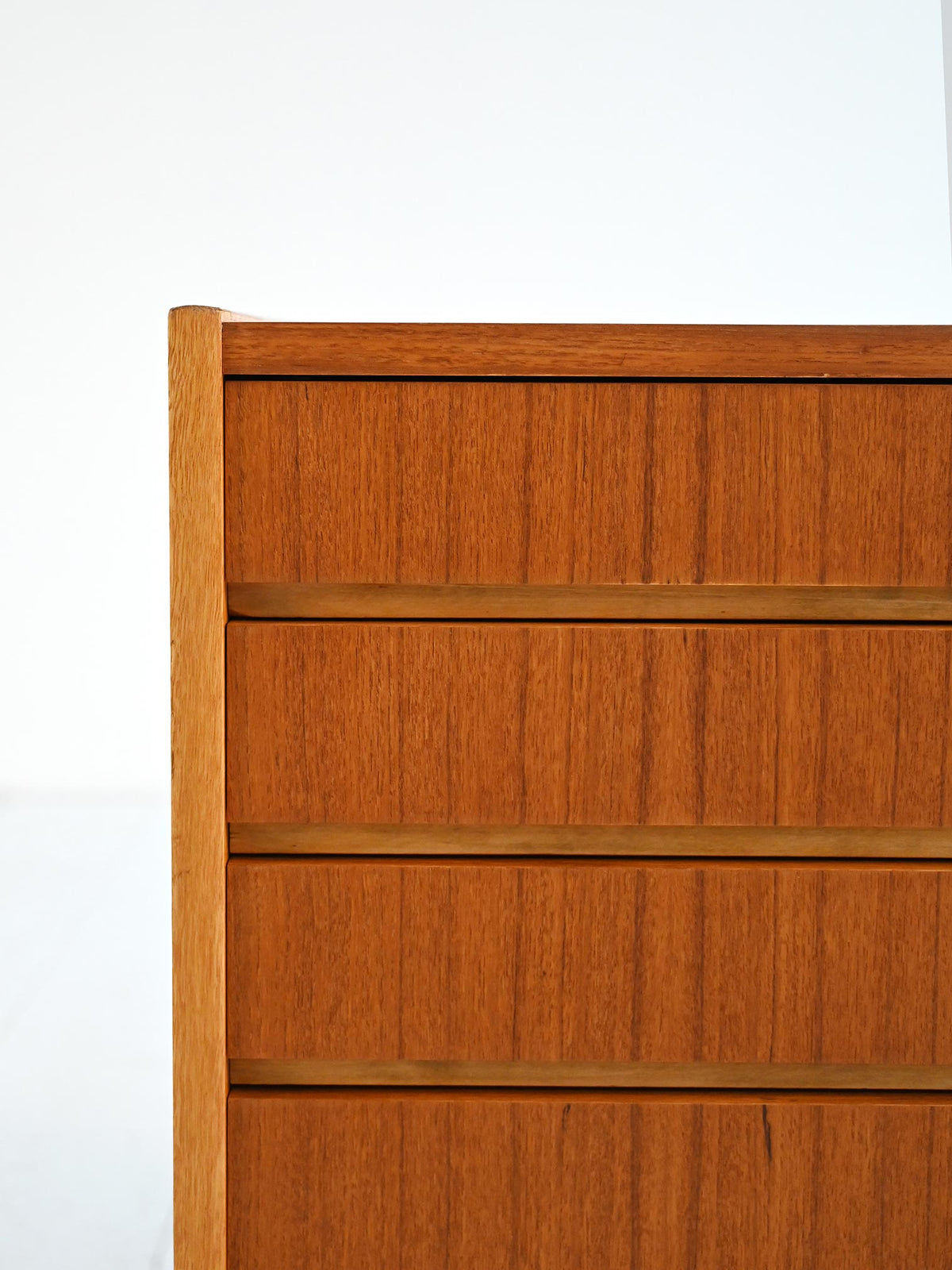 Sideboard scandinavo con scrittoio a scomparsa in teak, anni ’60 6