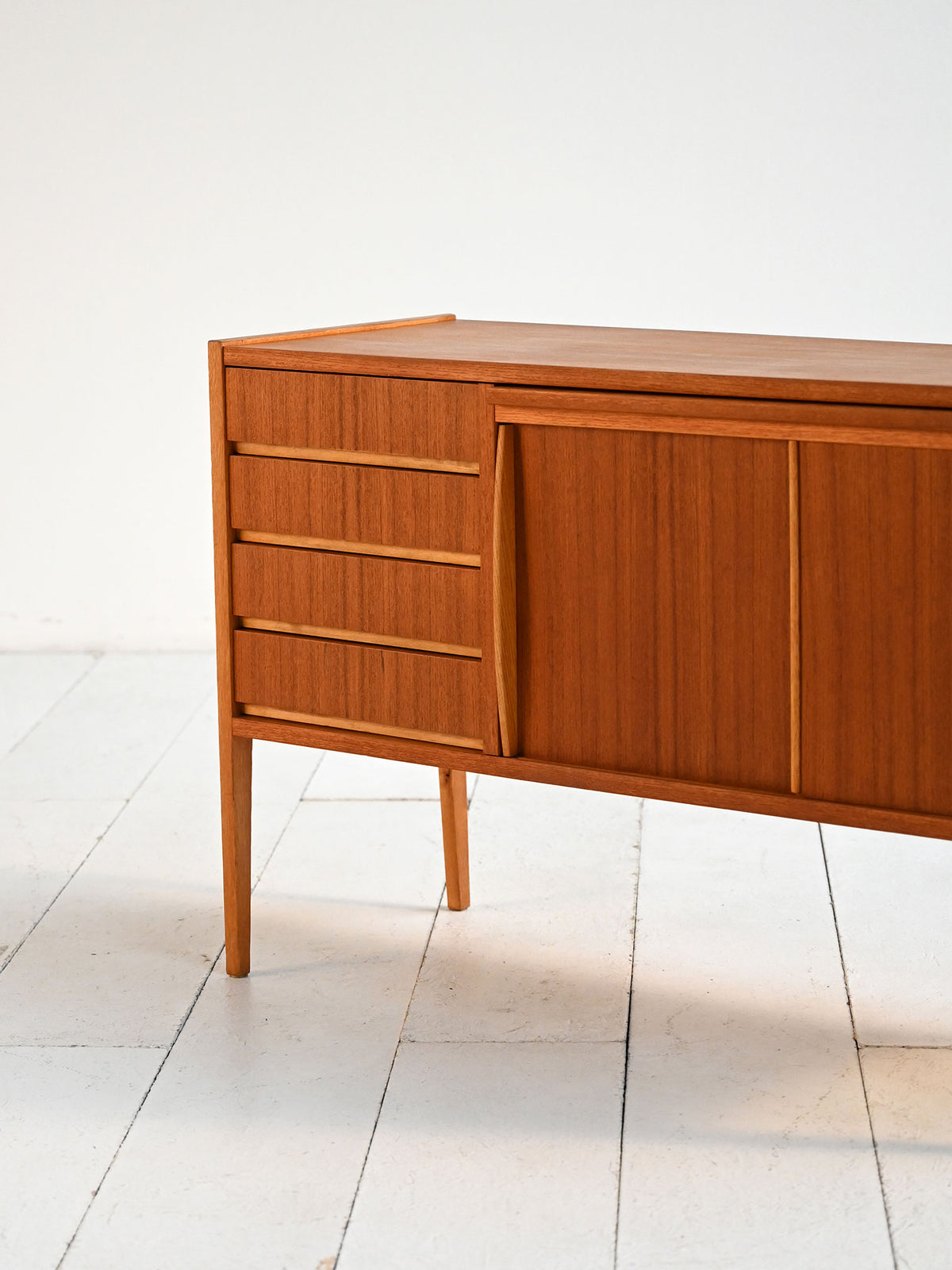 Sideboard scandinavo con scrittoio a scomparsa in teak, anni ’60 7