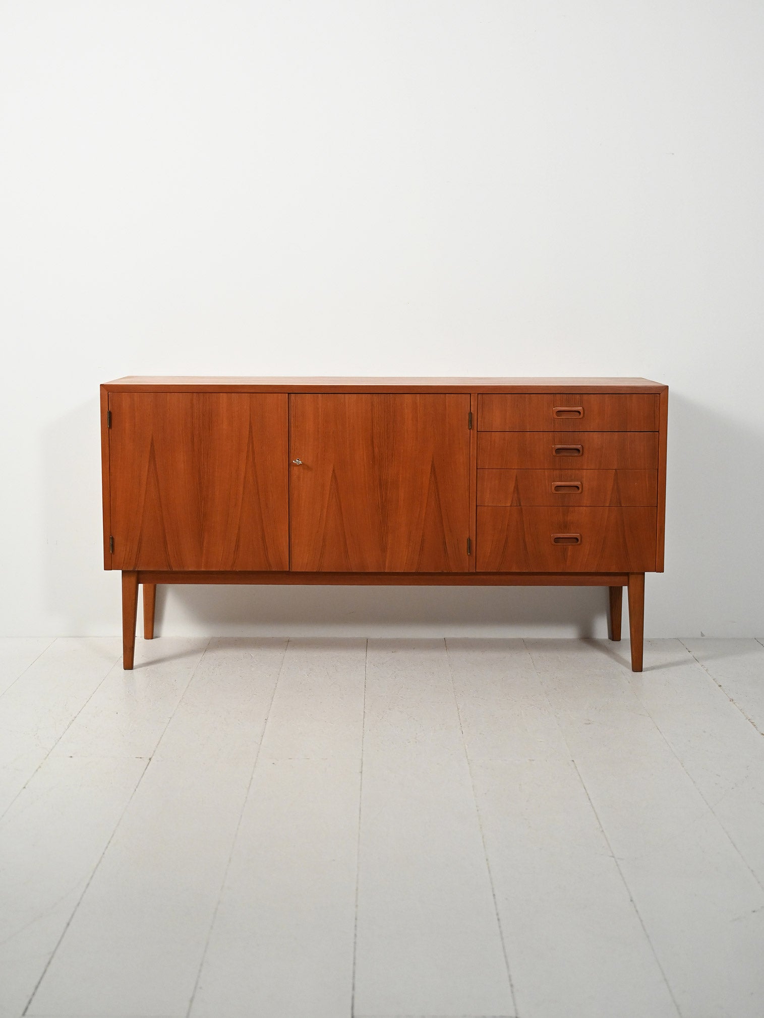 Sideboard scandinavo in teak anni 60 1