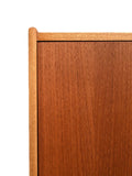Sideboard scandinavo anni 60 dalle linee eleganti 5