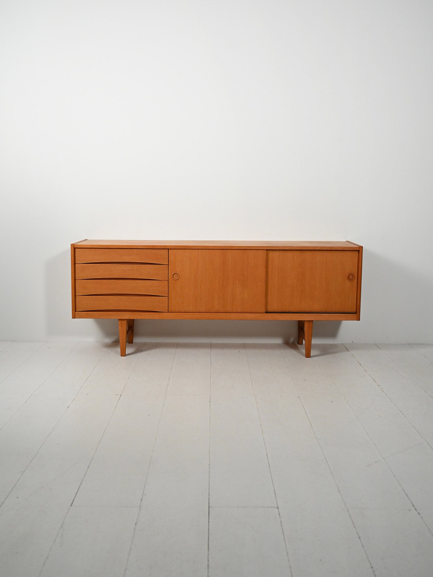 Sideboard “Ulvö” di Erik Wörtz 1