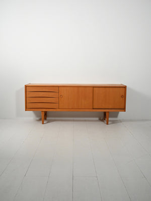Sideboard “Ulvö” di Erik Wörtz 1