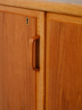 Highboard scandinavo anni 50/60 in rovere e teak con tre ante 8
