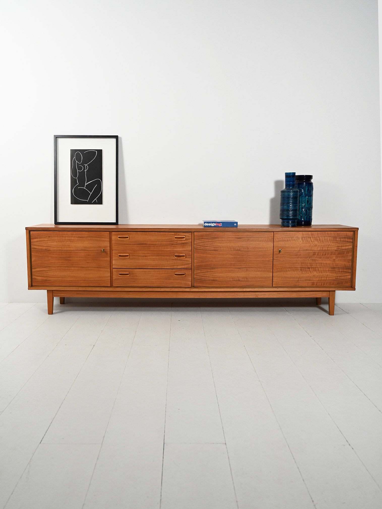 Sideboard vintage in noce anni 60