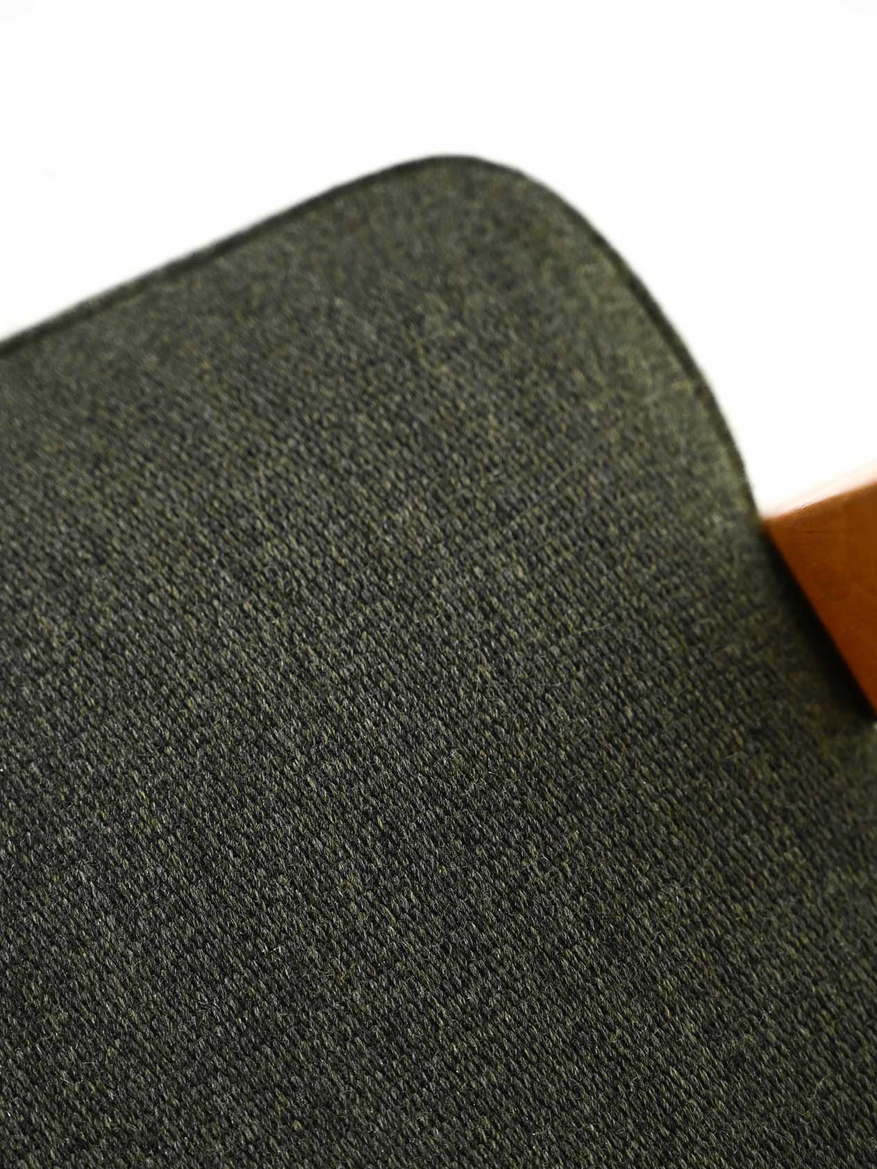 Coppia di Poltrone scandinave in faggio con tappezzeria grigia 9