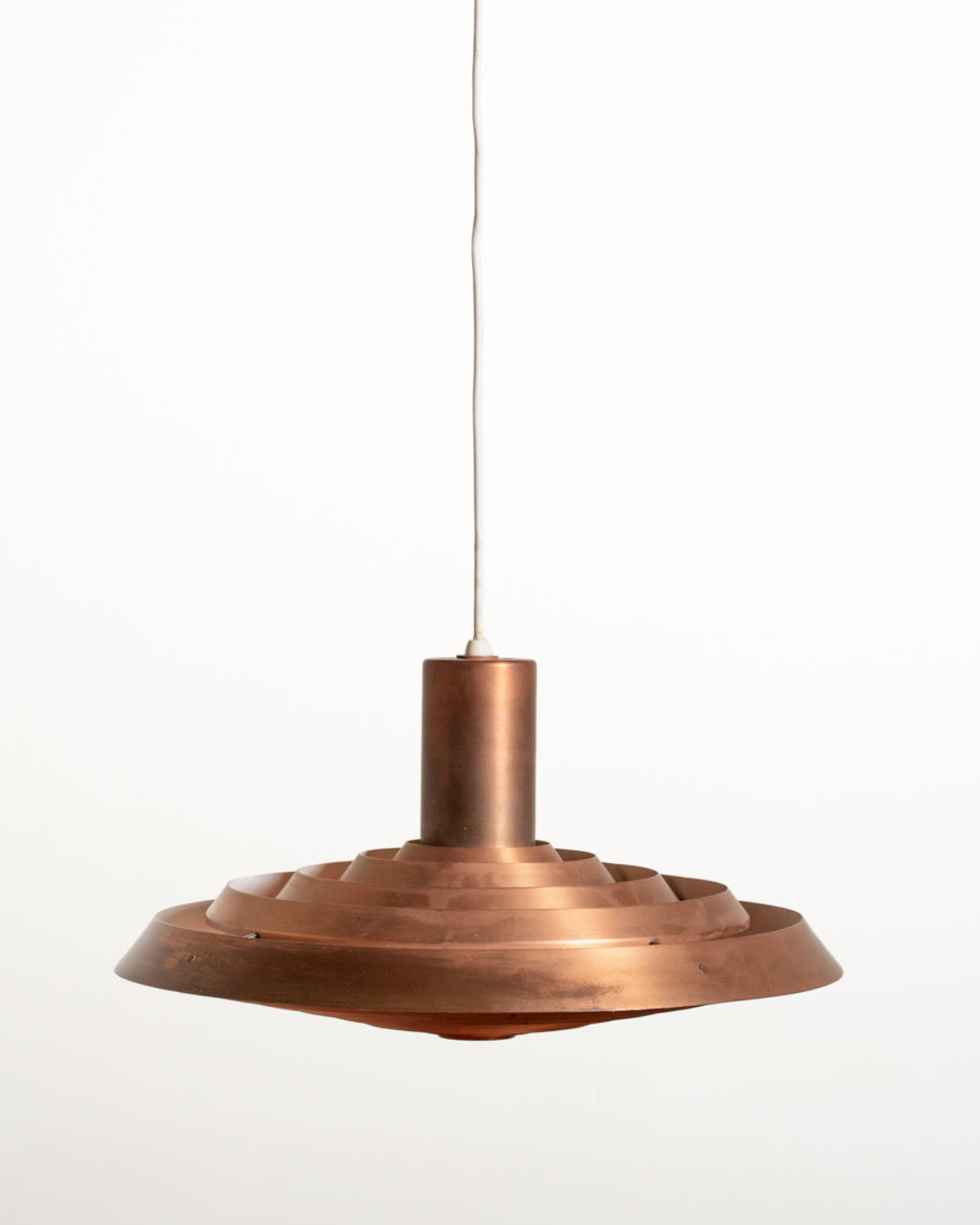 Lampada “Tallerken” di Poul Henningsen per Louis Poulsen