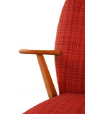 Poltrona scandinava anni 50 con rivestimento in lana rossa 6