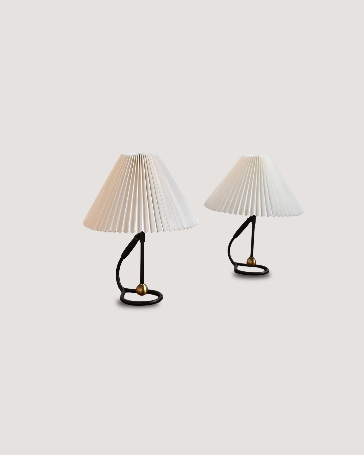 Coppia di lampade modello “Kip-Lamp” di Kaare Klint, anni ’40