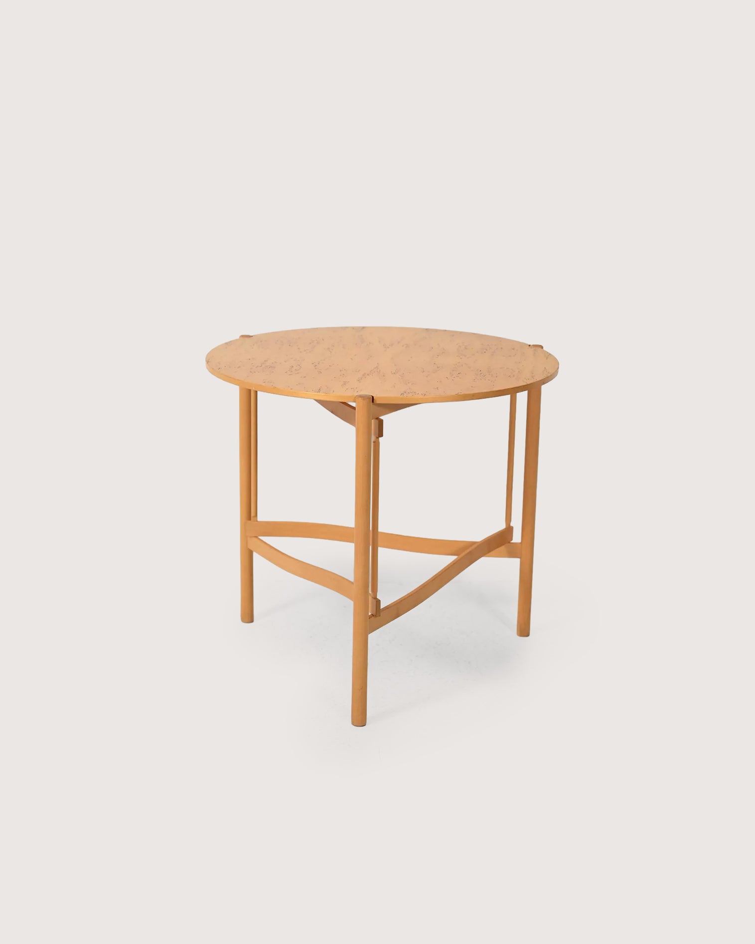 Coffee table scandinavo rotondo in betulla di Karl Andersson & Söner