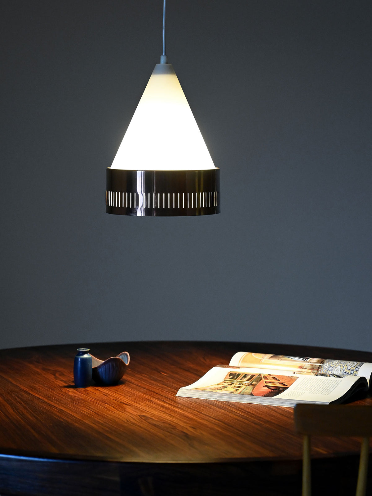 Lampada a sospensione scandinava con cerchio in rame