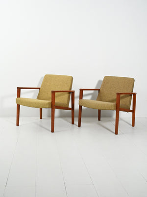 Coppia di poltrone danesi in teak con tappezzeria verde 1