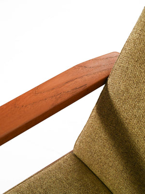Coppia di poltrone danesi in teak con tappezzeria verde 14