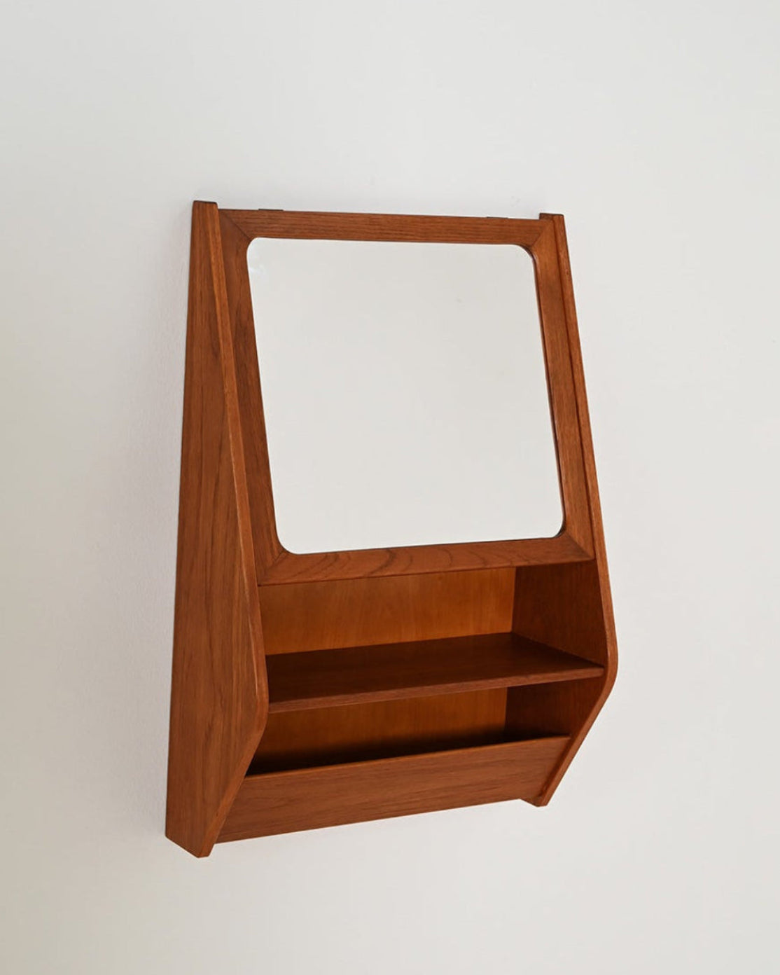 Specchio pensile in teak con vano contenitore, Scandinavia, anni '60