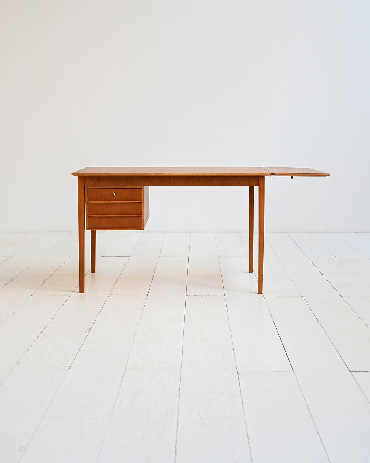 Scrivania con ribalta in teak anni ’60 2