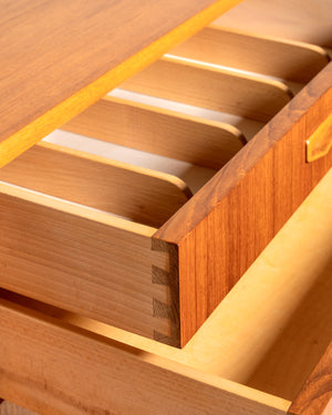 Highboard scandinavo in teak e rovere, anni ’60