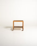 Carrello scandinavo con ripiani neri e vassoio rimovibile