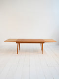 Tavolo allungabile modello “AT 312” di Hans J. Wegner 6