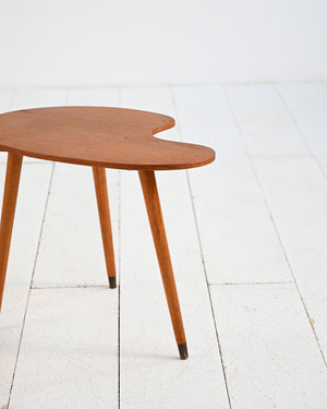 Tavolino con top dalla forma organica in teak e ottone, anni ’50-’60 3