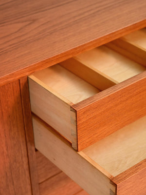 Sideboard scandinavo in teak anni ’60 7