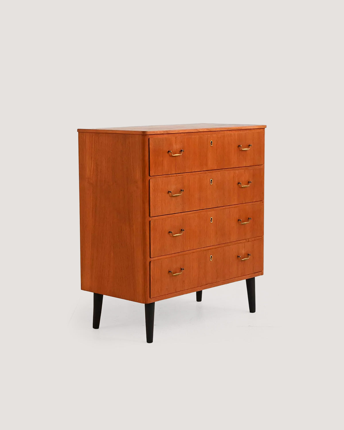 Cassettiera vintage scandinava con gambe nere, anni ’60