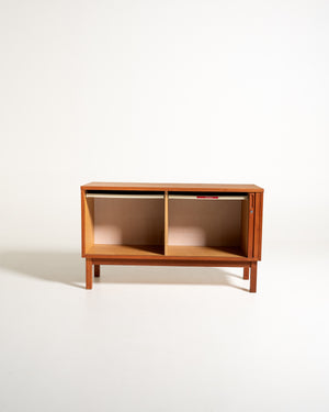 Sideboard a serranda orizzontale di Möbelindustrierna i Tierp AB, anni ’60