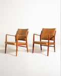 Coppia di poltroncine scandinave in similpelle, anni ’60