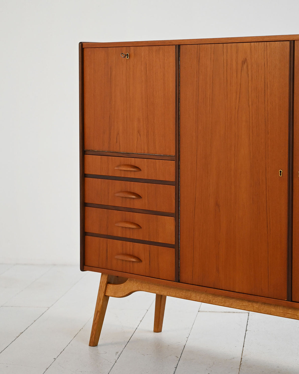 Highboard danese in teak e mogano, anni ’50 5