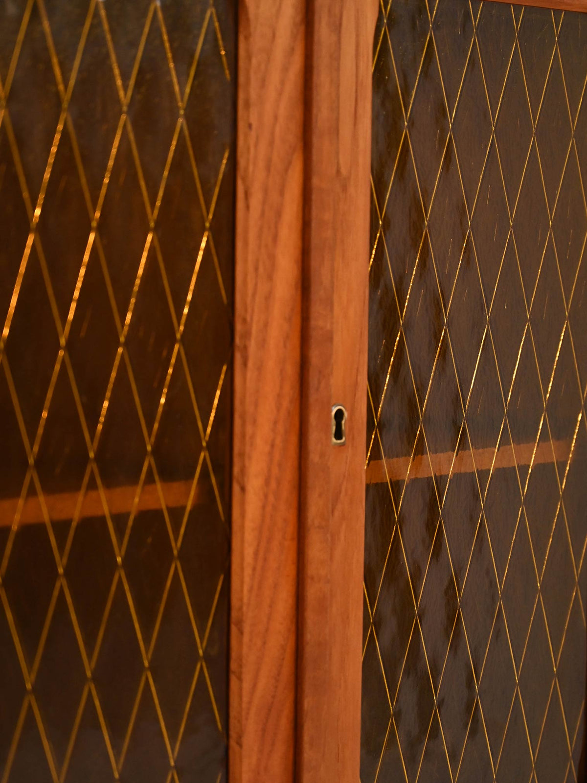 Angoliera scandinava mid-century in teak, anni ’50 2