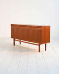 Sideboard scandinavo in teak con cassetti scultorei 3