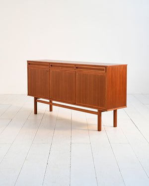 Sideboard scandinavo in teak con cassetti scultorei 3