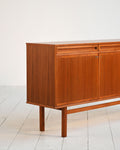 Sideboard scandinavo in teak con cassetti scultorei 5